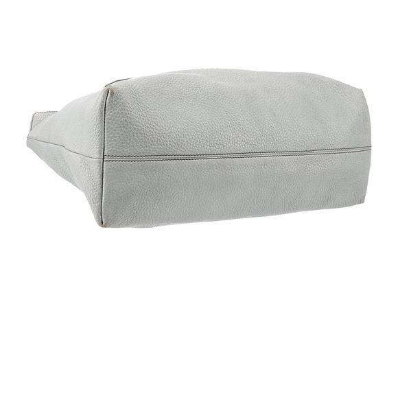 Burberry Baynard Medium Tote in Pale Blue Leather - Picture 3 of 7